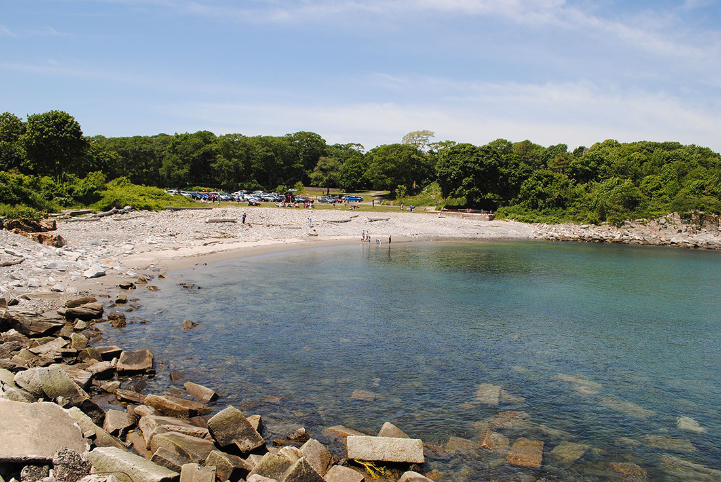 fort williams park beach